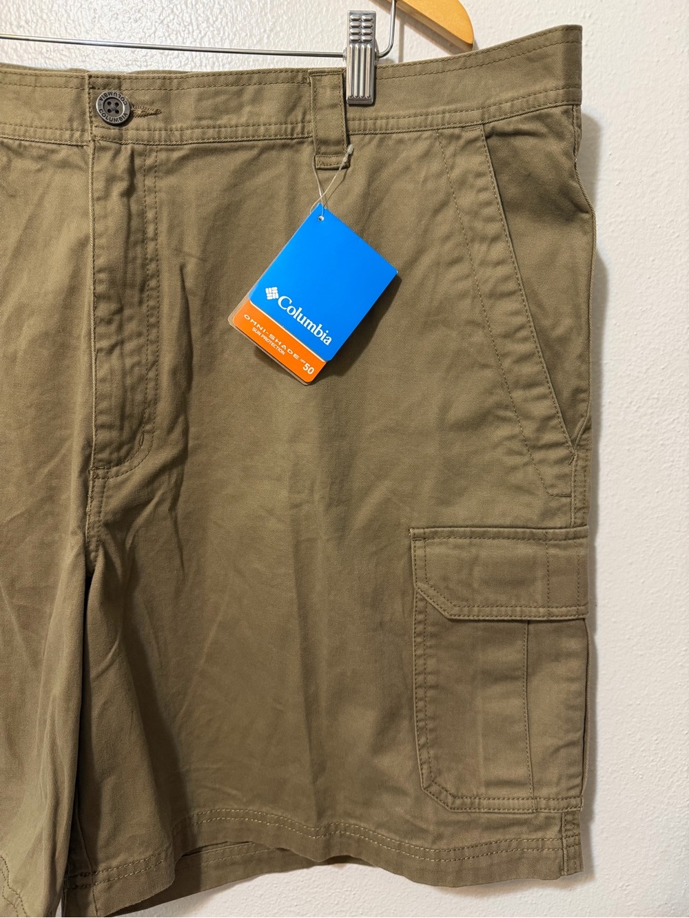 NEW Columbia W42 Brown Cargo Shorts Omni-Shade UPF 50+ 10" Inseam Twill Button